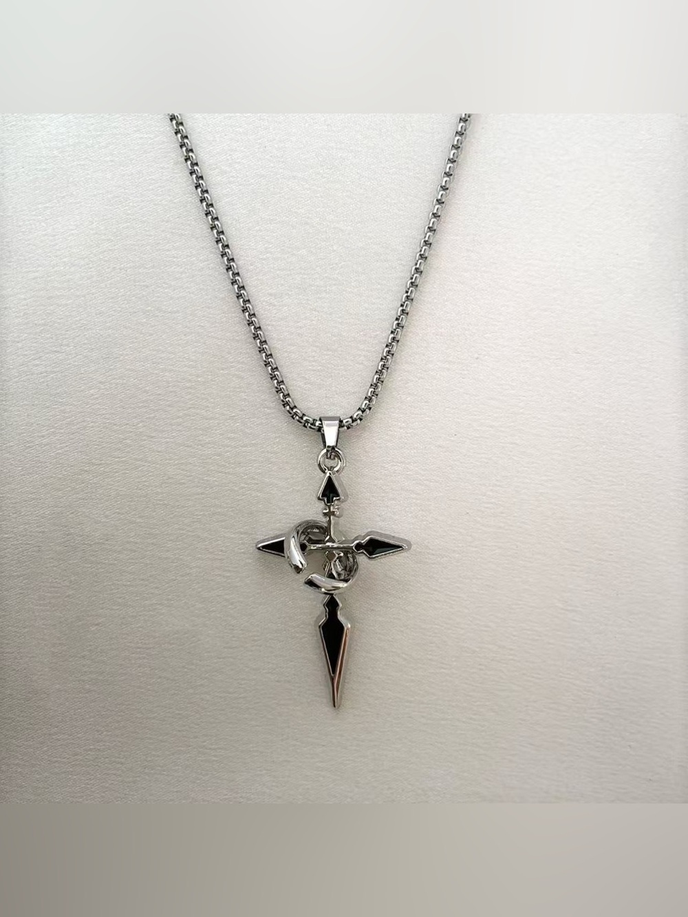Cross Pendant Necklace for Men Women Streetwear Punk Hip Hop Unisex Style